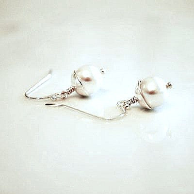Update 201+ white pearl earrings hanging super hot